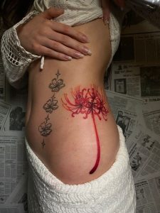 Tatuaj lateral LAURA