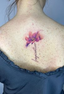 Tatuaj spate Laura